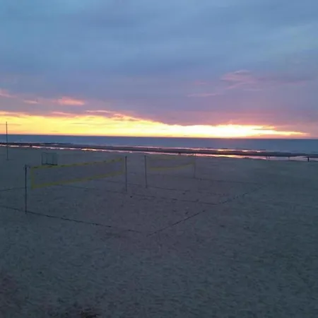 Near Seawall With Sea View, Cleaning Included *